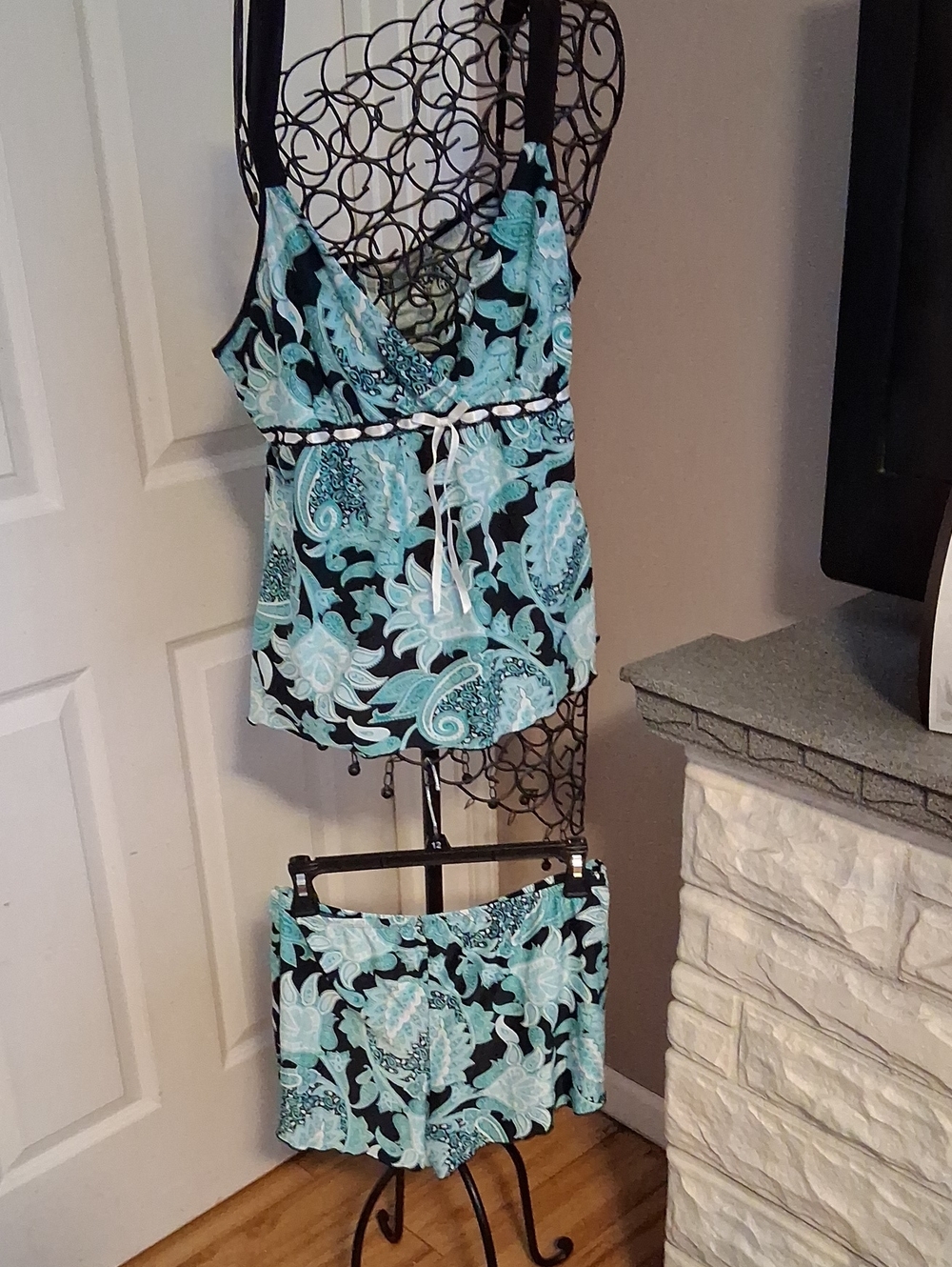 Light Blue Paisley Nighr Wear Set - Women